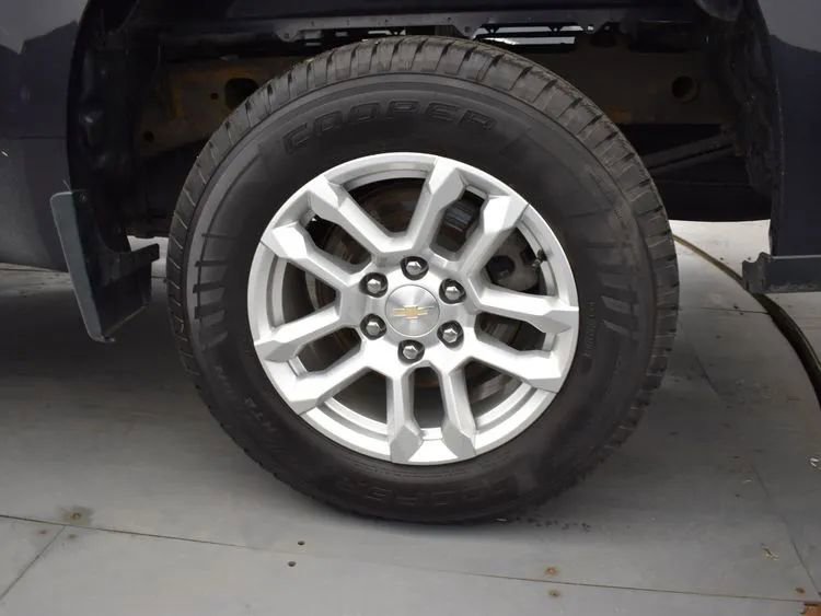 Used 2023 Chevrolet Silverado 1500 LT image 34