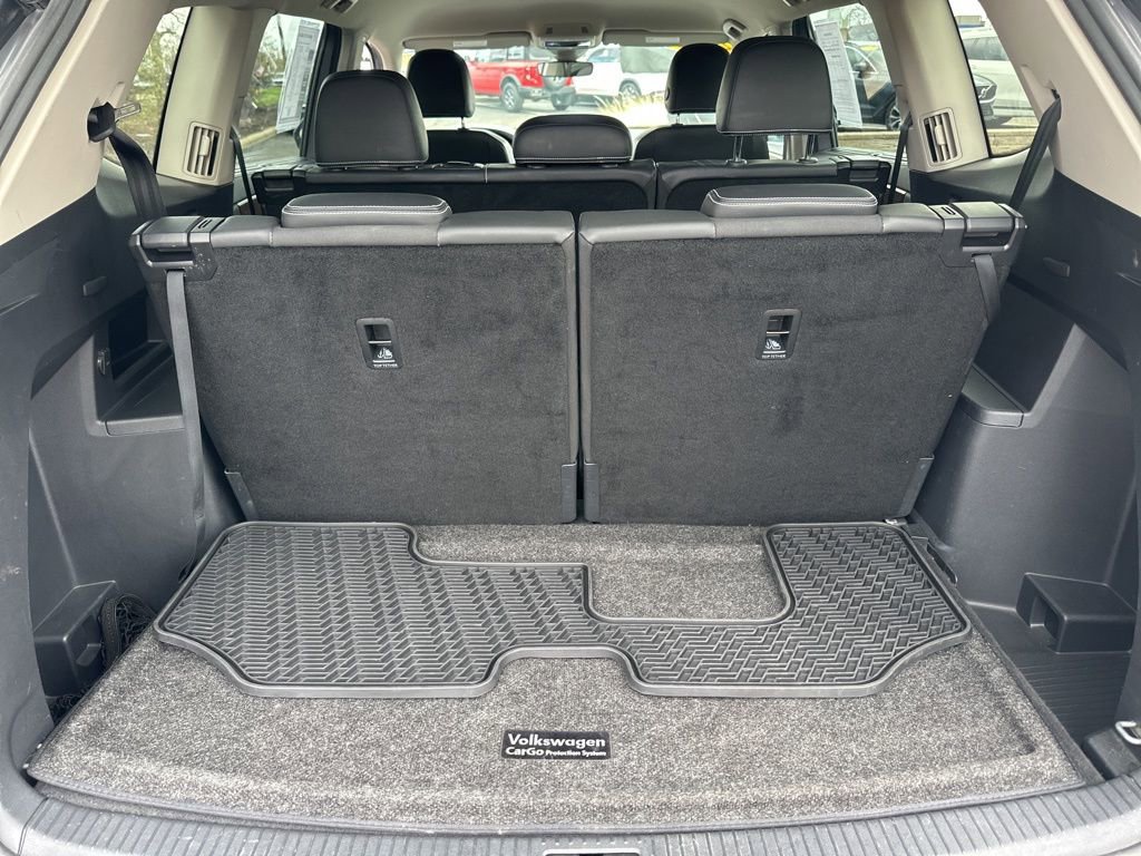 Used 2024 Volkswagen Atlas SE AWD/4WD image 33