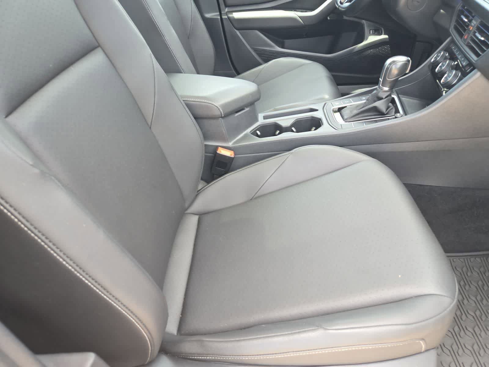 Used 2019 Volkswagen Jetta SEL FWD image 20