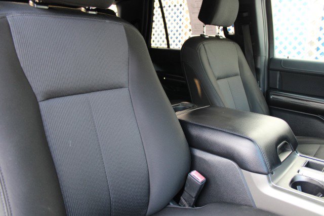 Used 2020 Ford Expedition XLT image 28