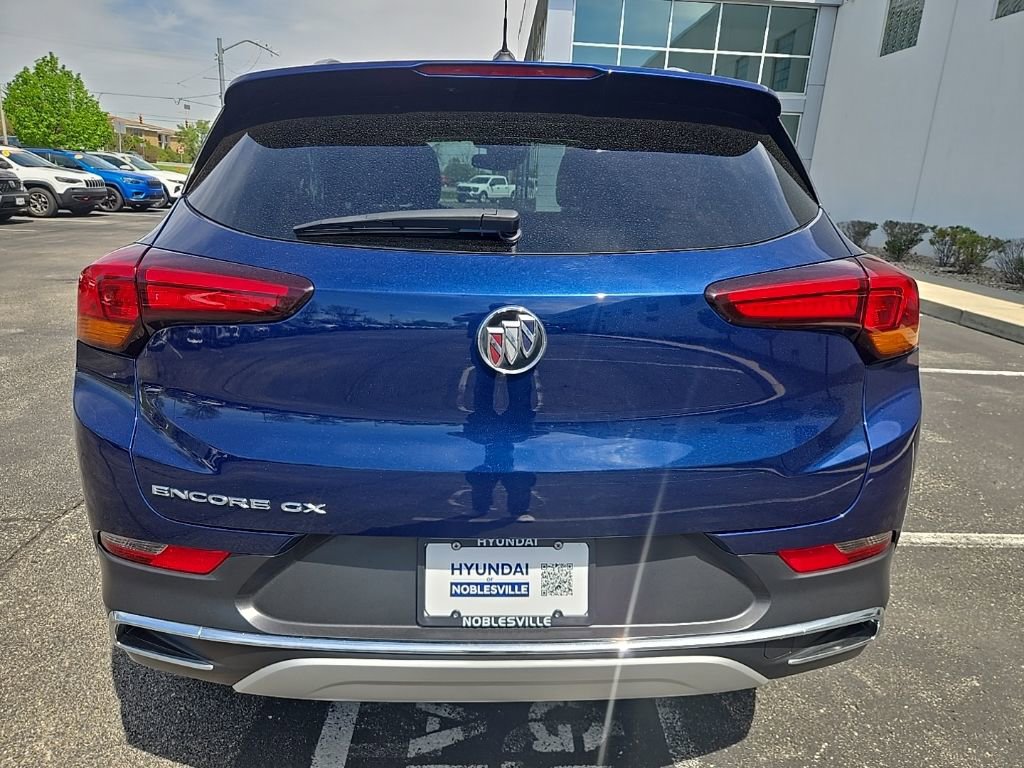 Used 2023 Buick Encore GX Essence w/ Experience Buick Package FWD image 7