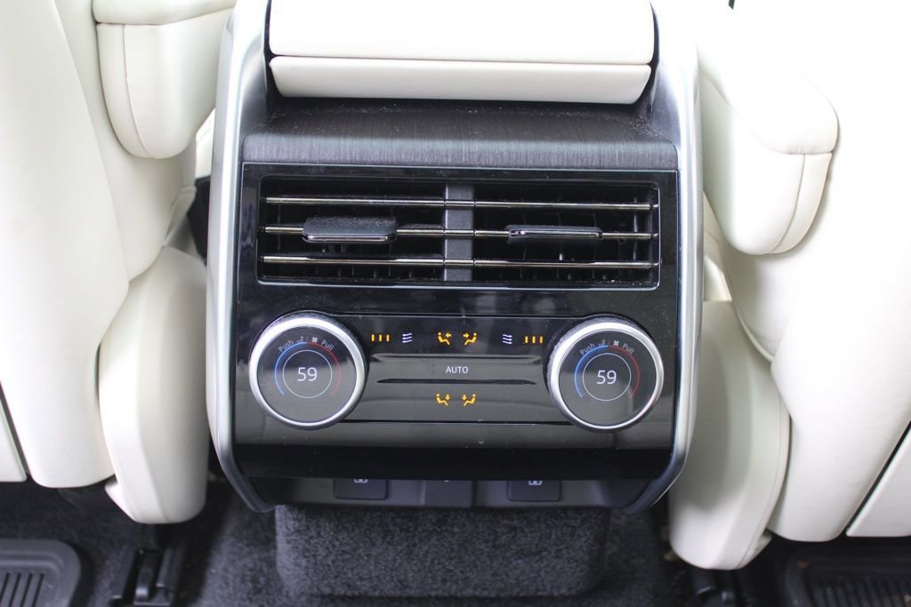 Used 2023 Land Rover Range Rover SE image 33