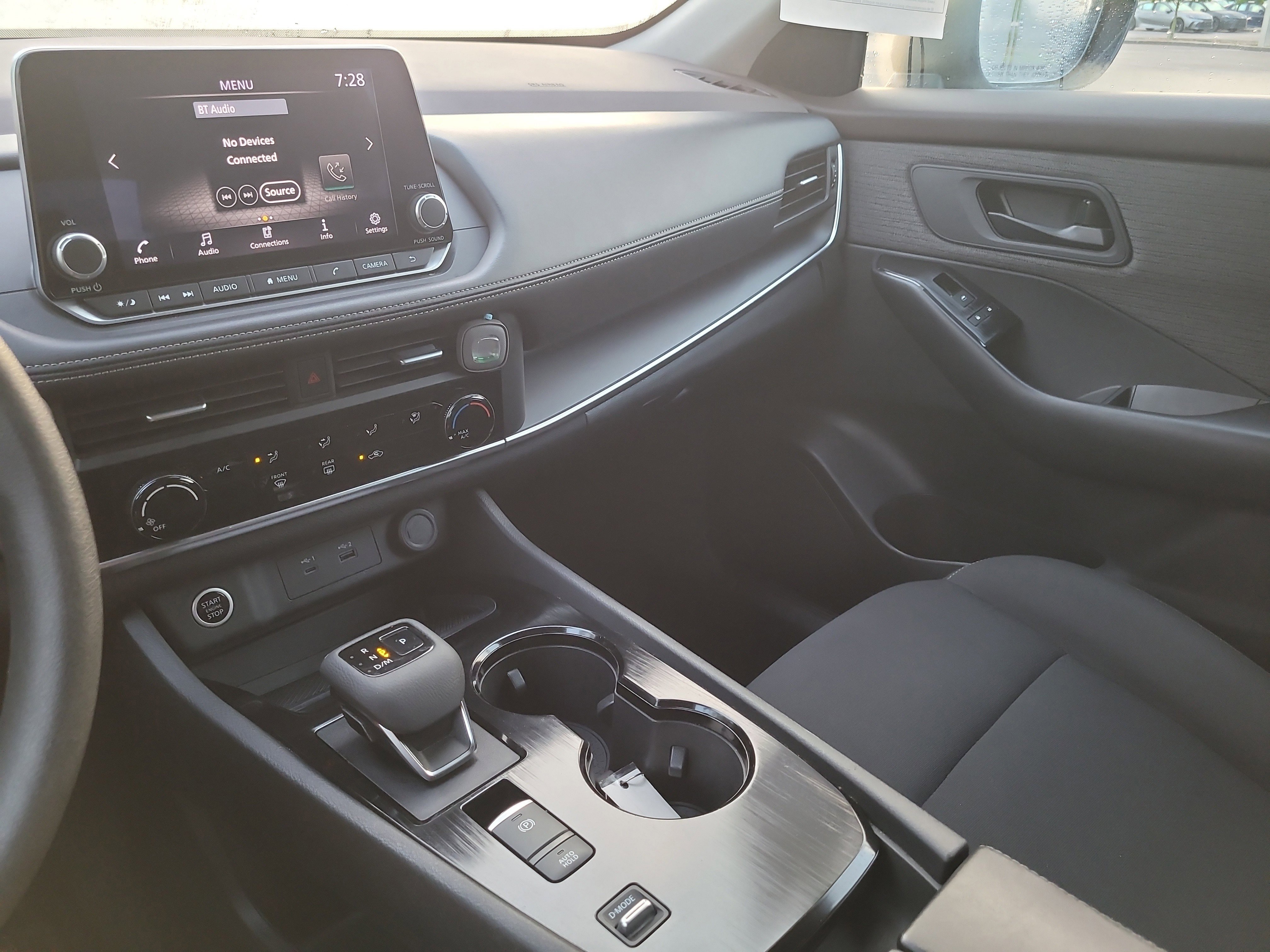 Used 2023 Nissan Rogue S image 20