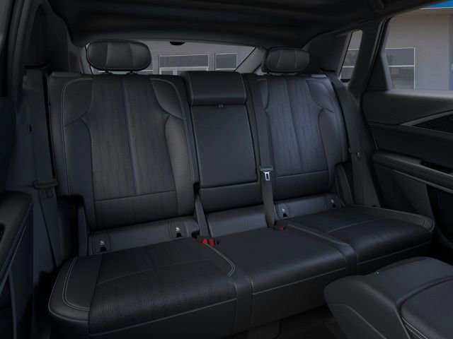 Used 2026 Cadillac Lyriq Luxury image 17