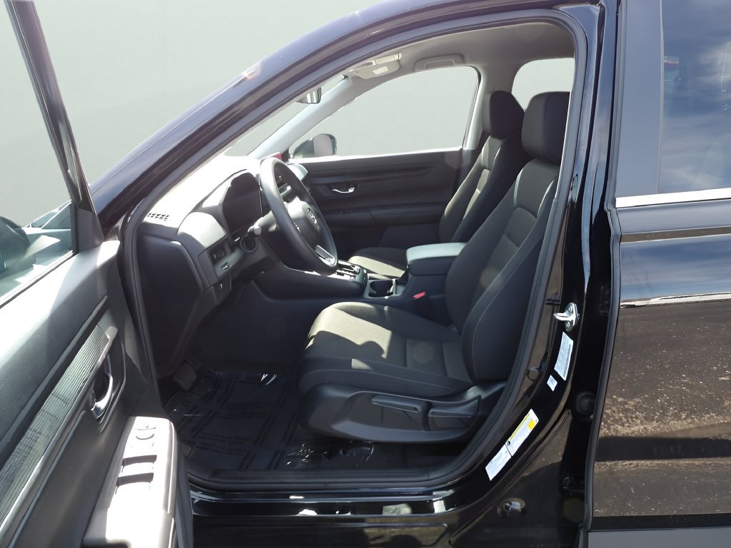 Used 2025 Honda CR-V LX image 17