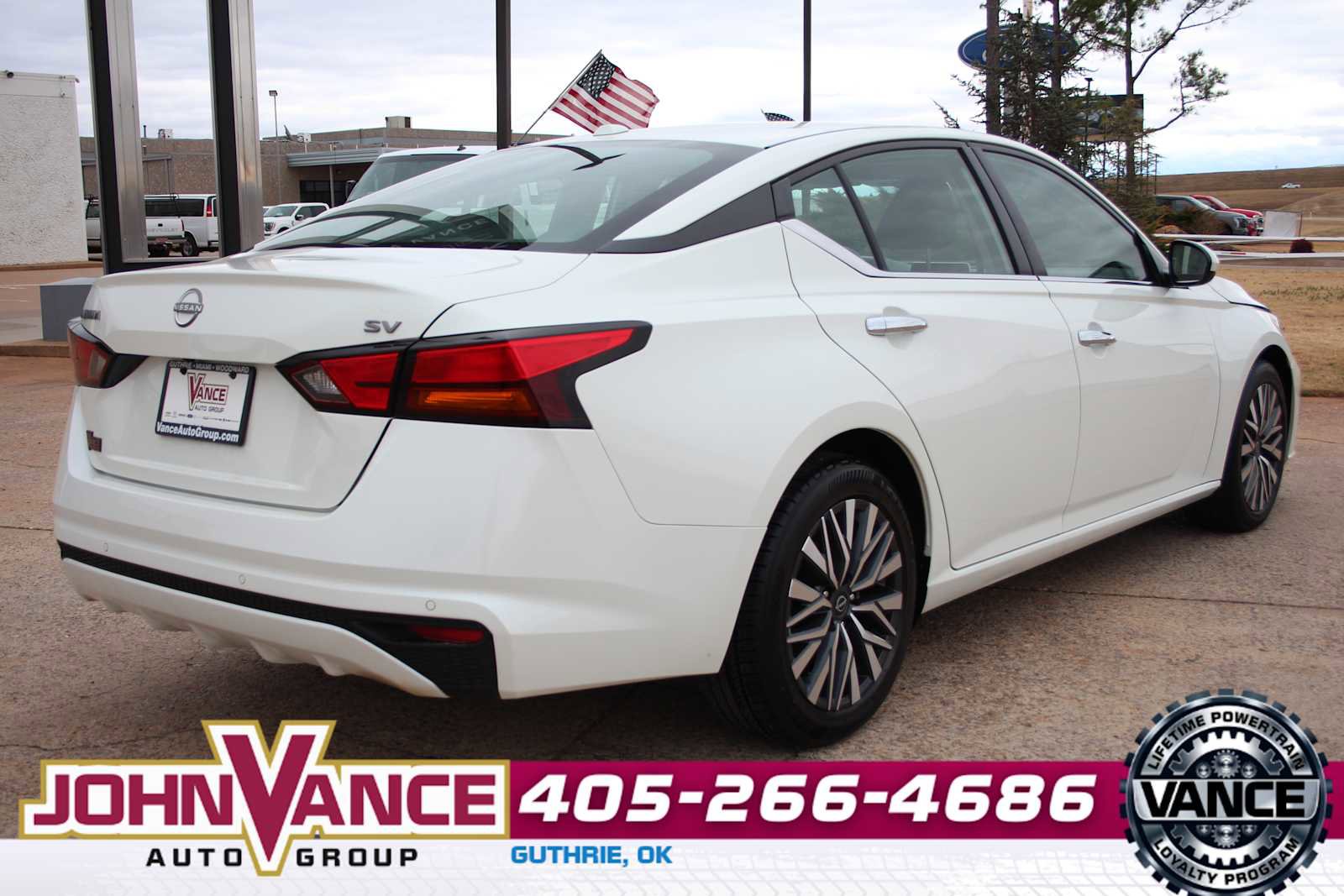 Used 2023 Nissan Altima 2.5 SV image 9