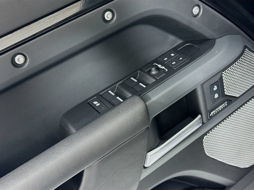 Certified 2023 Land Rover Defender 130 X AWD/4WD image 24