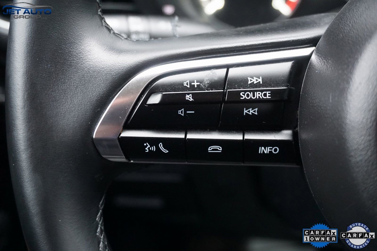 Used 2025 MAZDA MAZDA3 s image 34