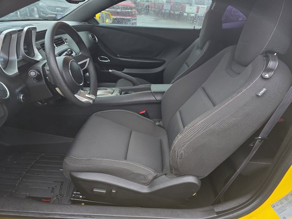 Used 2011 Chevrolet Camaro LT image 13
