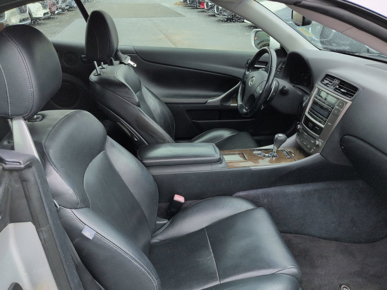 Used 2010 Lexus IS 250C RWD image 13
