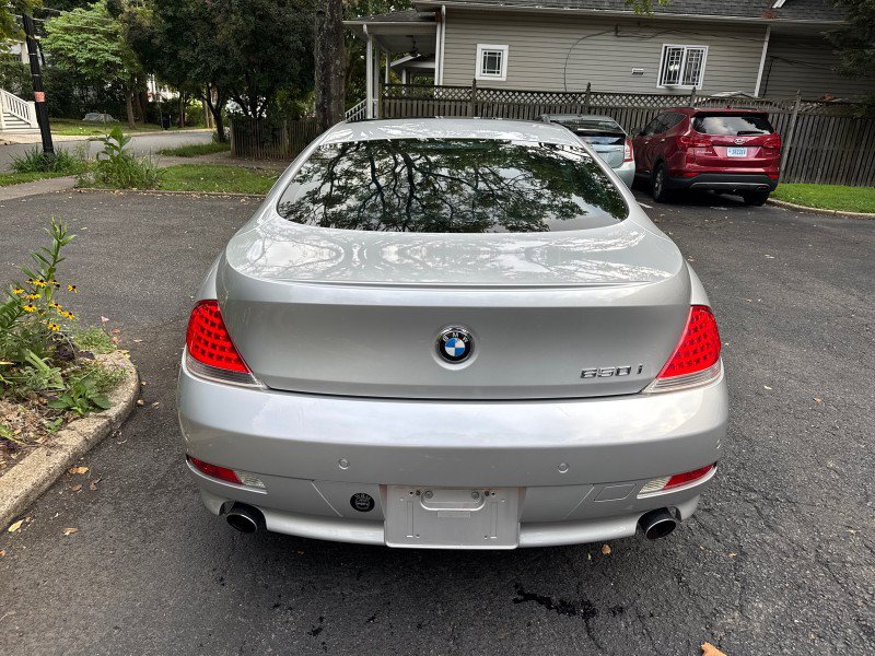 Used 2006 BMW 650i Coupe RWD image 9