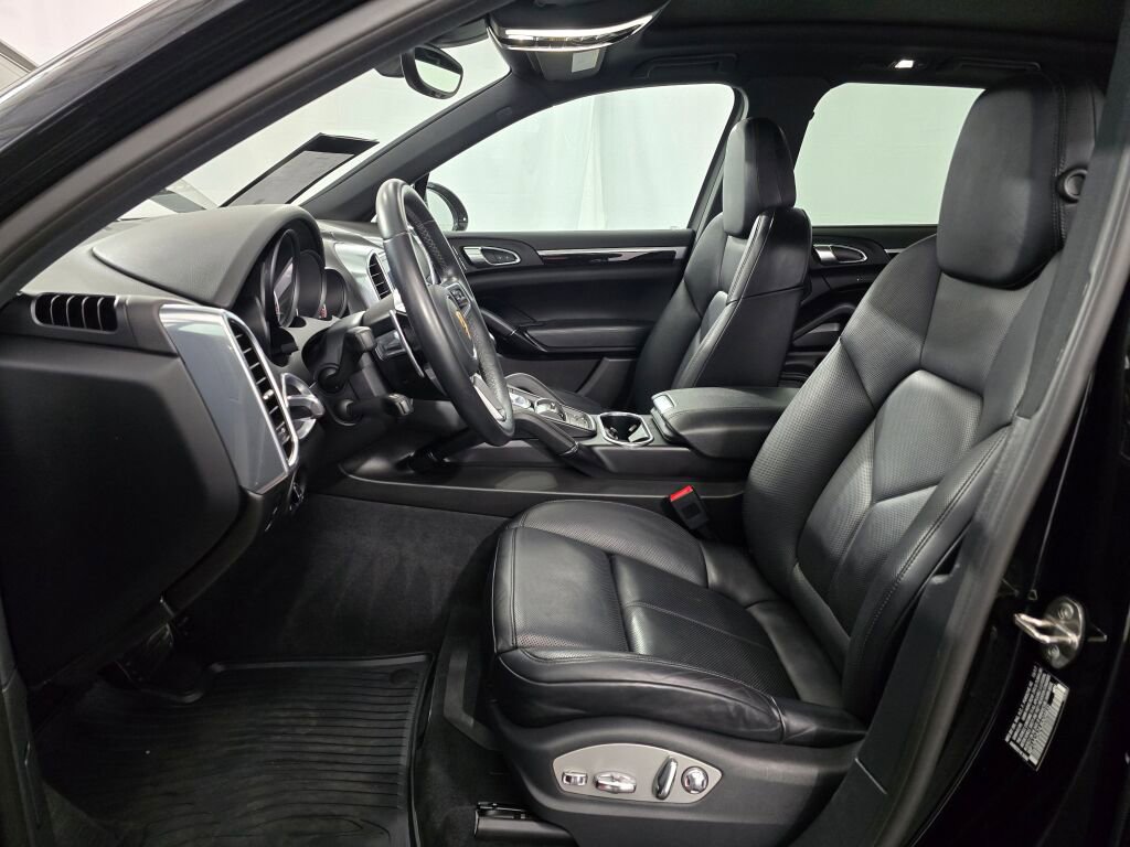 Used 2018 Porsche Cayenne image 14