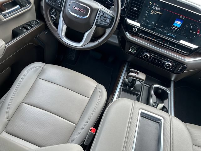Used 2022 GMC Sierra 1500 SLT w/ SLT Convenience Package AWD/4WD image 45