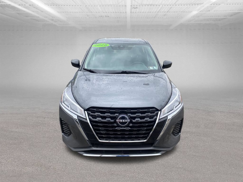 Certified 2025 Nissan Kicks Play S FWD image 10
