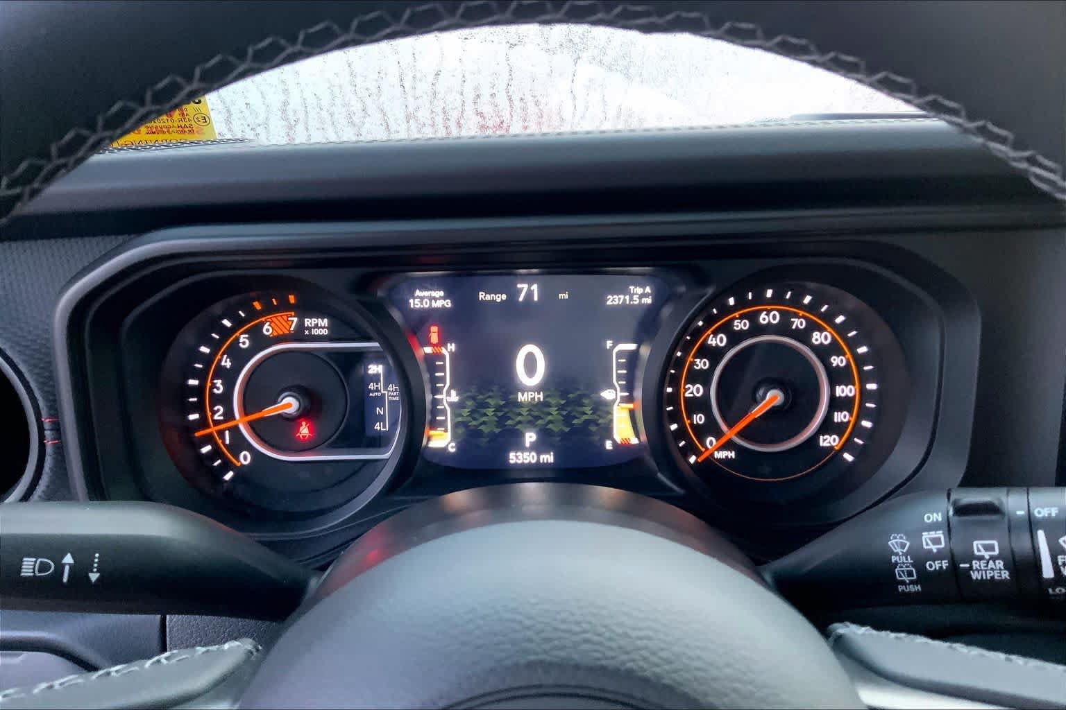 Used 2026 Jeep Wrangler Unlimited Rubicon AWD/4WD image 24