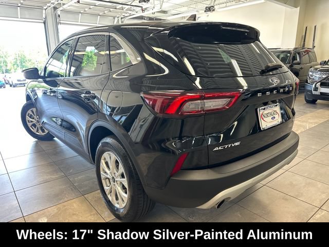 Used 2023 Ford Escape Active AWD/4WD image 14