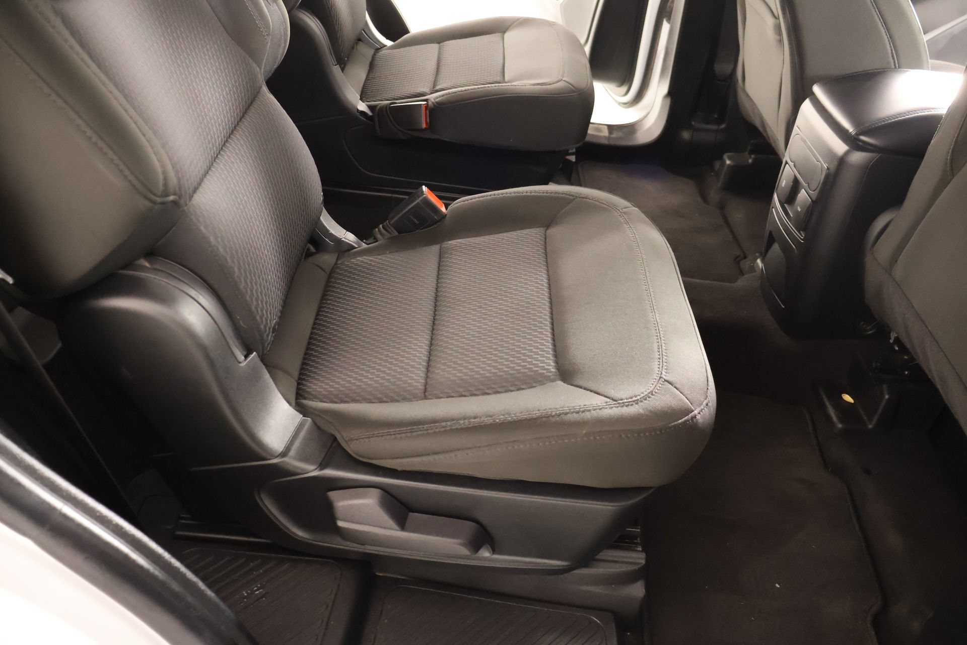 Used 2023 Ford Explorer XLT RWD image 15