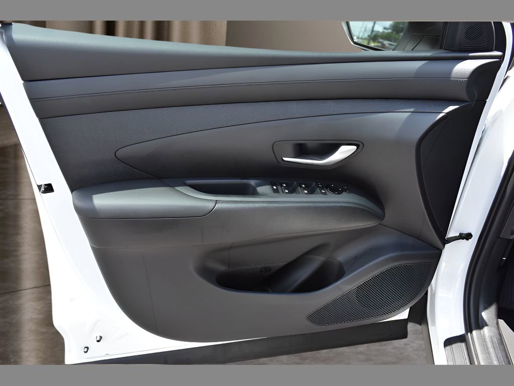 New 2025 Hyundai Tucson XRT image 18