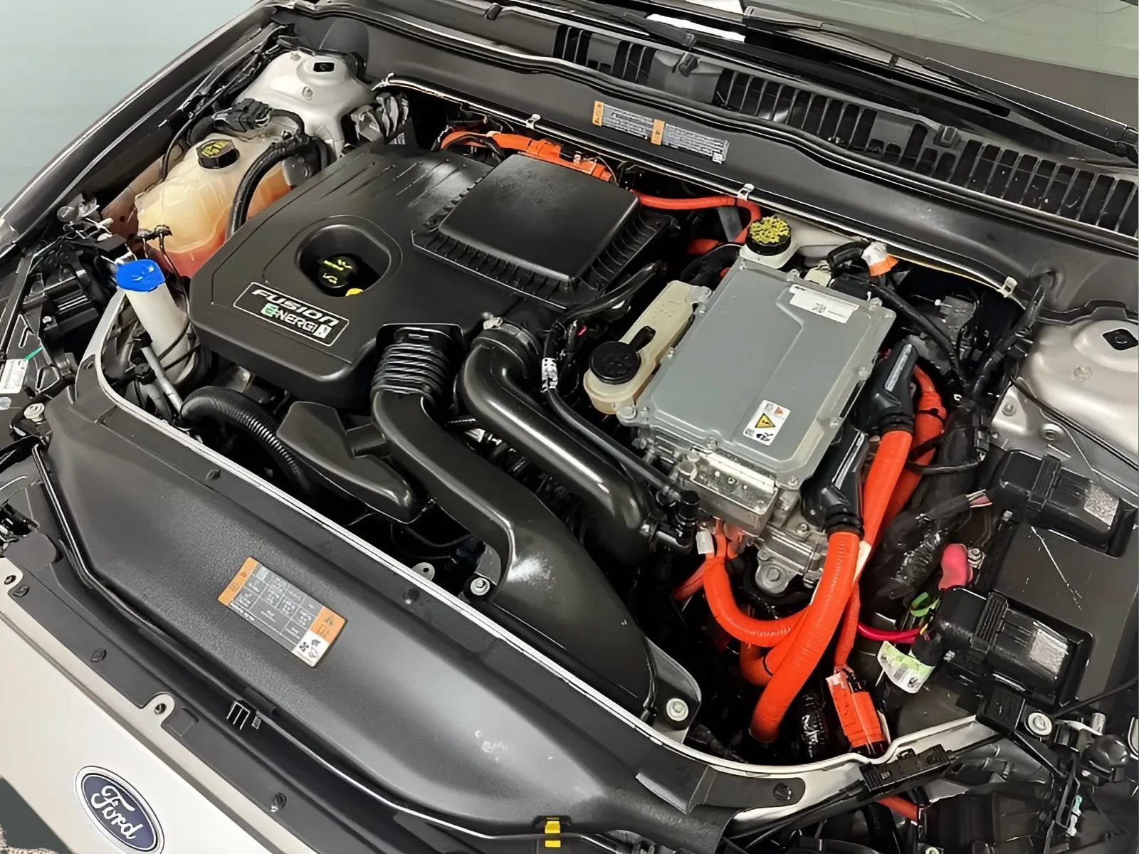 Used 2013 Ford Fusion Energi SE w/ Driver Assist Pkg FWD image 16
