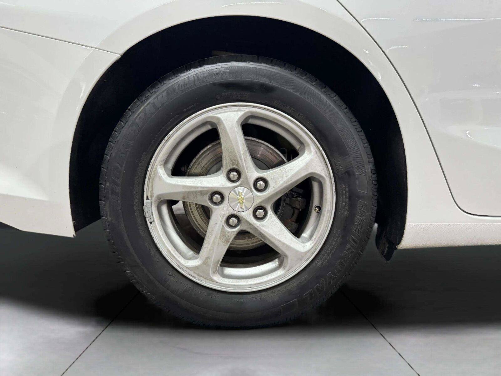 Used 2017 Chevrolet Malibu LS FWD image 43