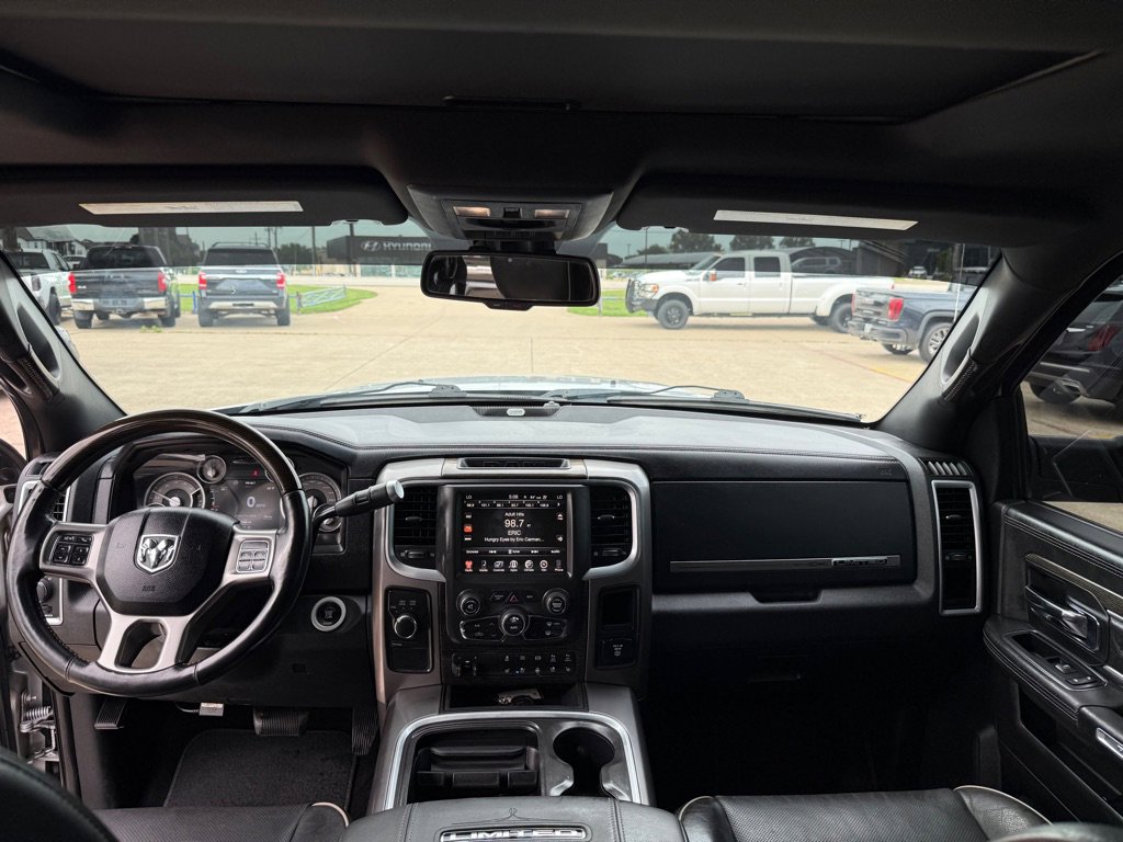Used 2016 RAM 3500 Laramie Longhorn image 25