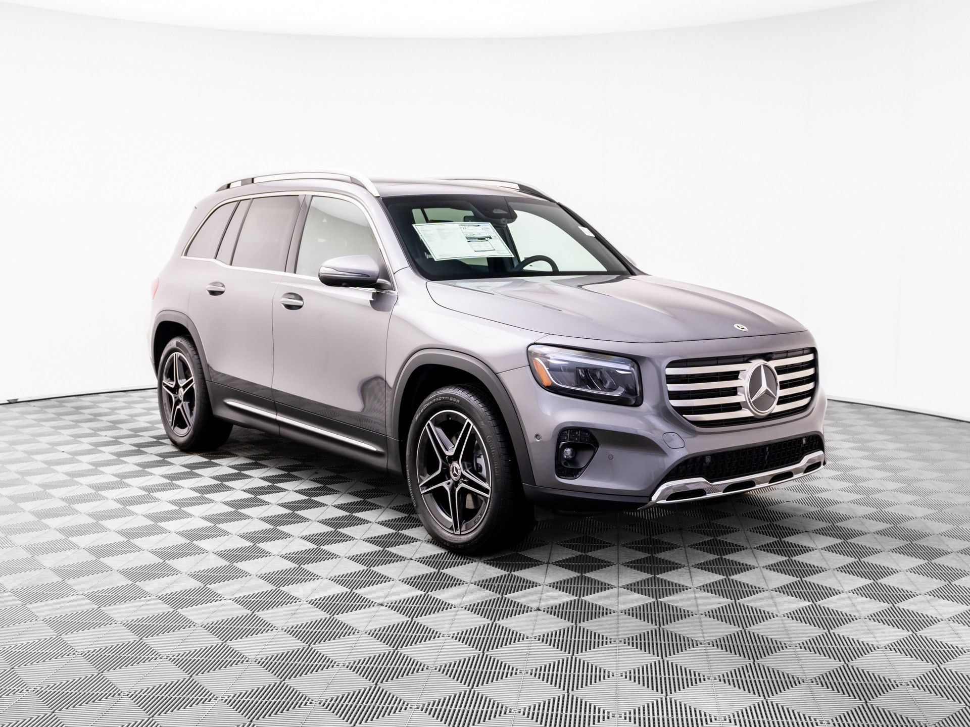 New 2026 Mercedes-Benz GLB 250 4MATIC image 7