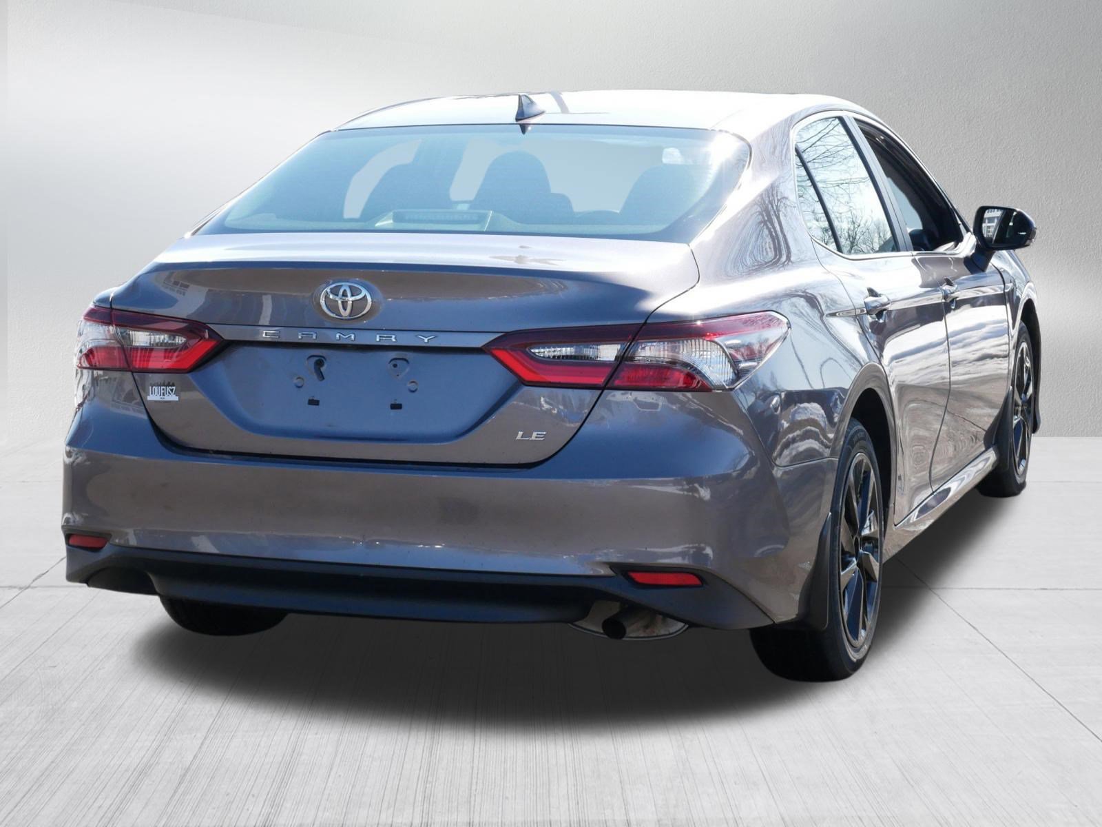 Used 2023 Toyota Camry LE w/ Convenience Package image 6
