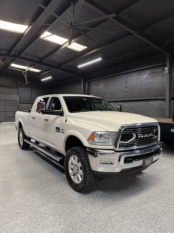 Used 2017 RAM 3500 Laramie Longhorn image 4