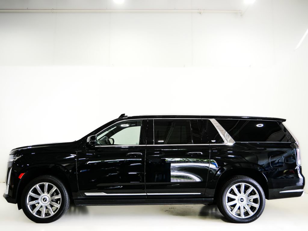 Used 2023 Cadillac Escalade ESV Premium Luxury Platinum AWD/4WD image 5