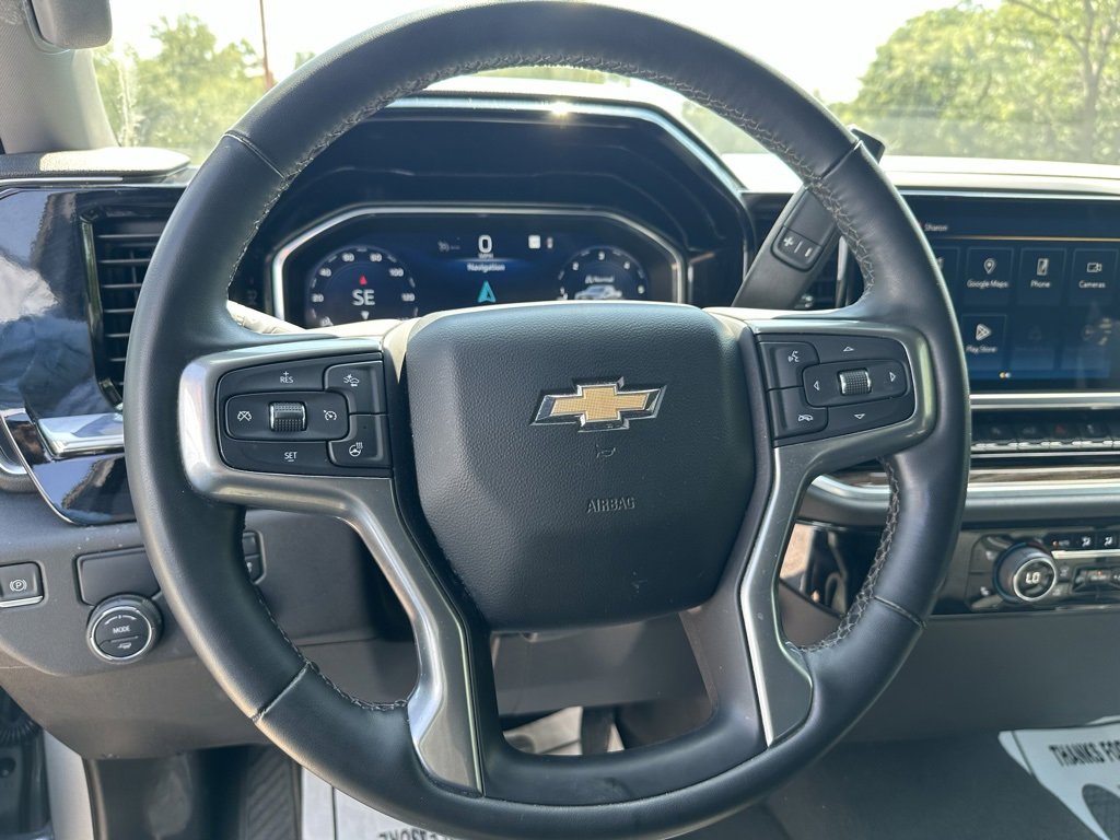 Used 2023 Chevrolet Silverado 1500 LT image 24