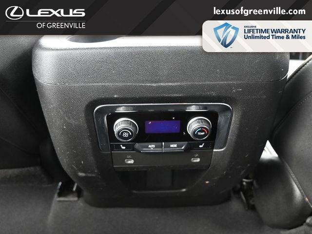 Used 2023 Chevrolet Suburban Premier AWD/4WD image 20