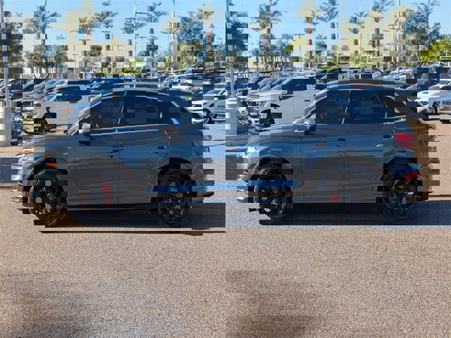 Used 2018 Audi SQ5 Prestige image 3