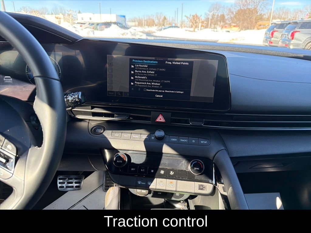 Certified 2025 Hyundai Elantra SEL image 18