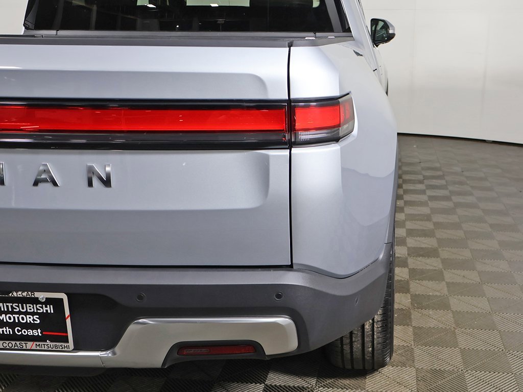 Used 2022 Rivian R1T Adventure image 19