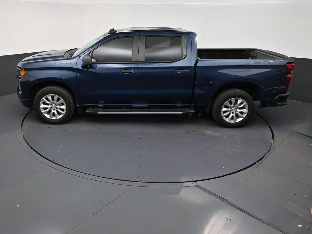 Used 2023 Chevrolet Silverado 1500 Custom RWD image 12