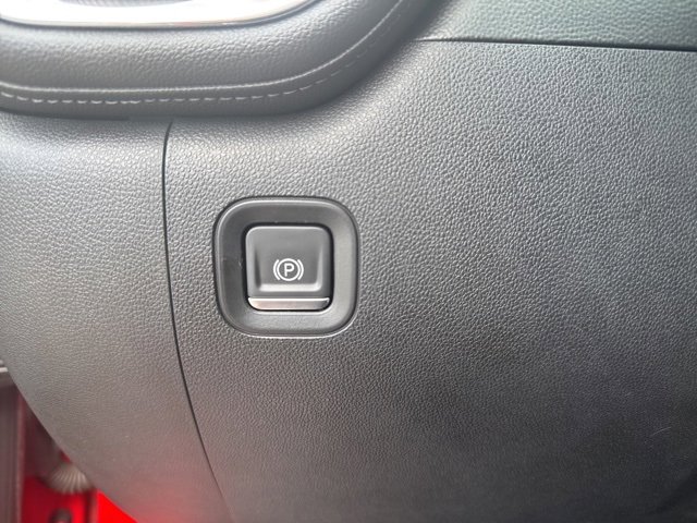 Used 2019 GMC Sierra 1500 SLT w/ SLT Convenience Package image 18