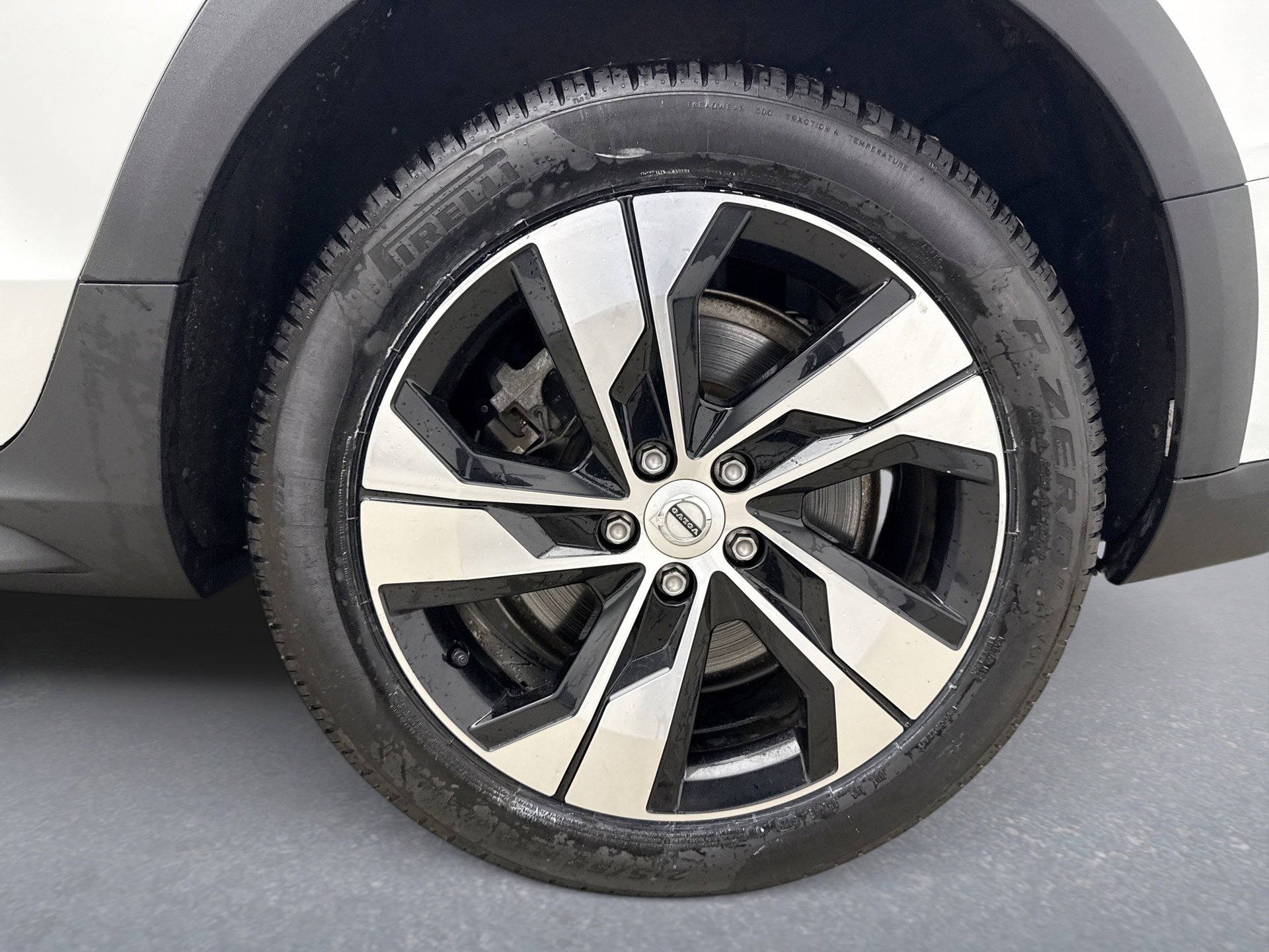 Used 2022 Volvo V60 T5 Cross Country image 20