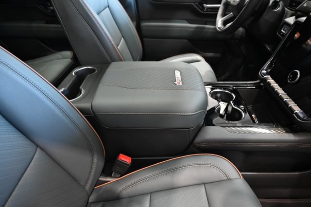 New 2026 GMC Yukon AT4 w/ AT4 Premium Plus Package AWD/4WD image 22