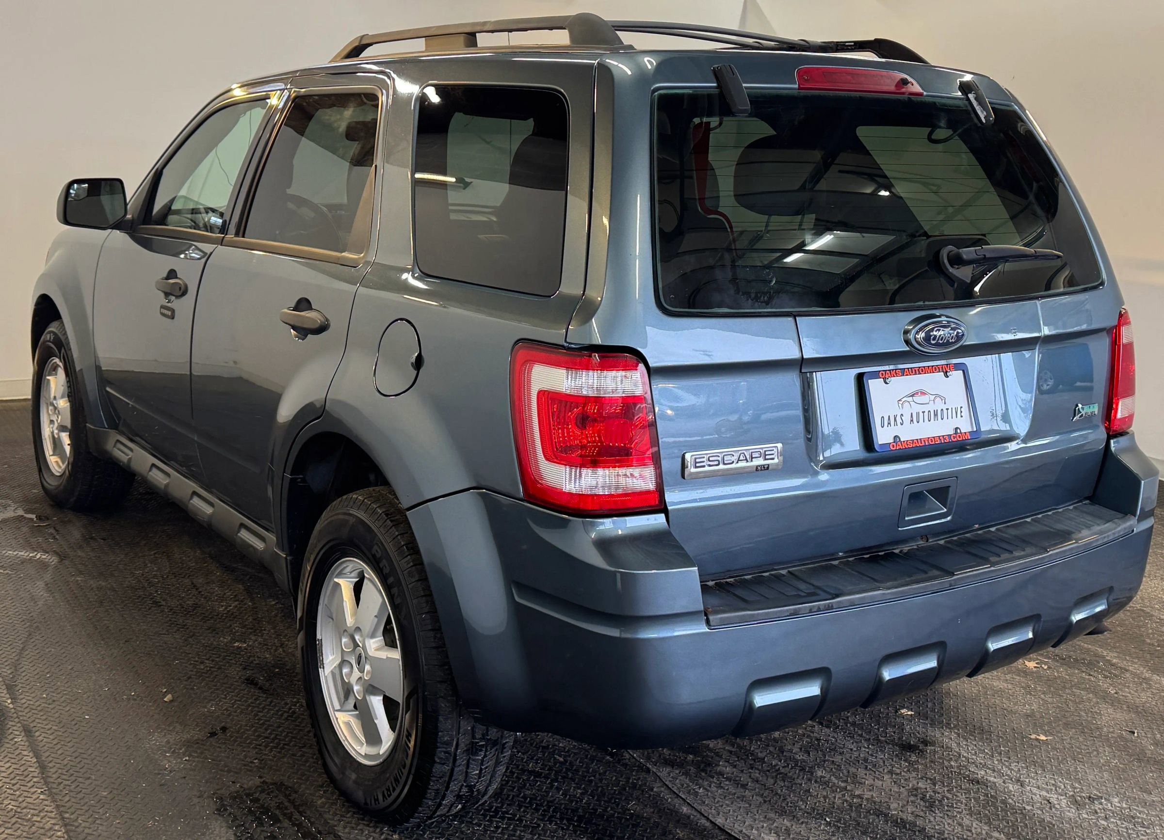 Used 2010 Ford Escape XLT image 7