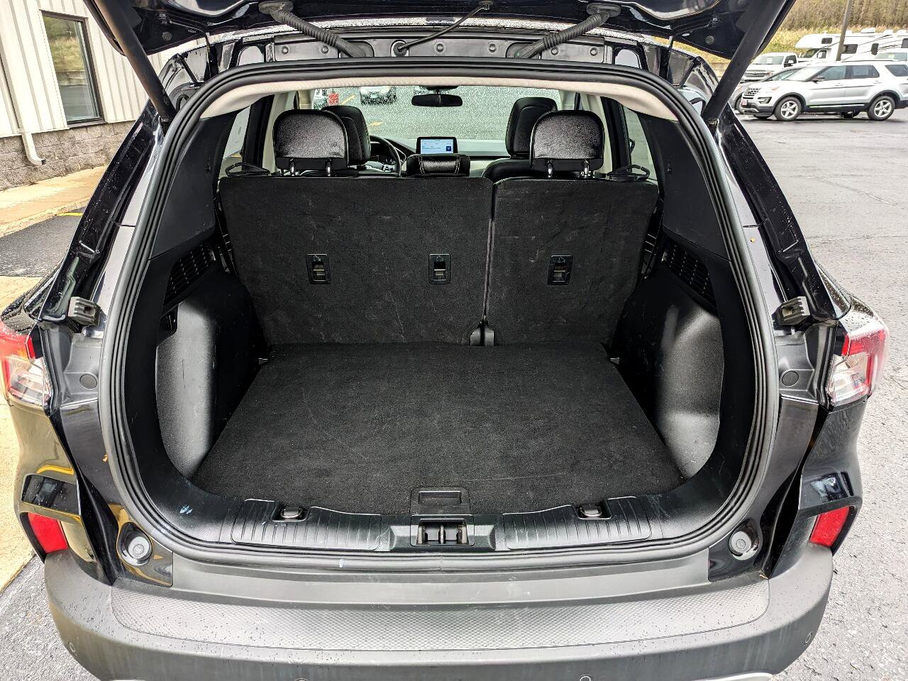 Used 2021 Ford Escape SEL image 13