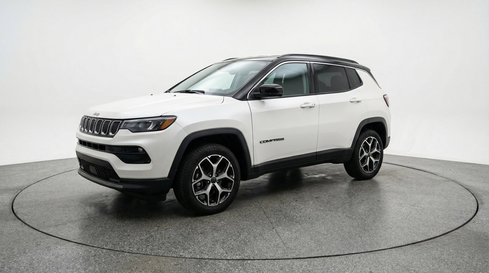 Used 2025 Jeep Compass Limited AWD/4WD image 3