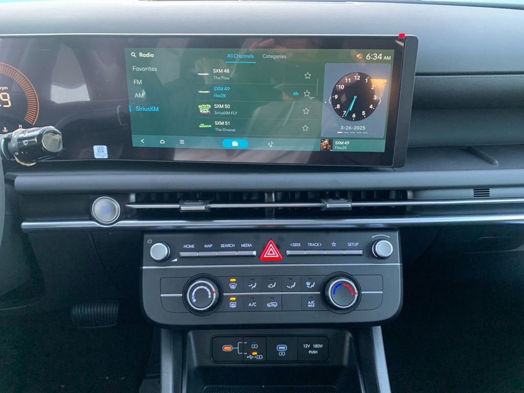 New 2025 Hyundai Tucson SE image 22