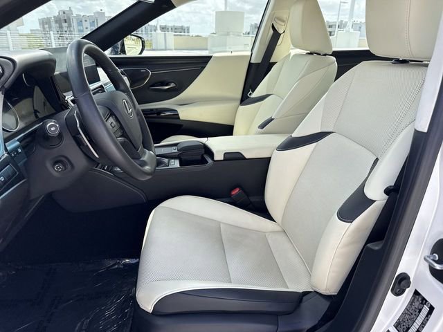 Used 2022 Lexus ES 300h w/ Premium Package image 11