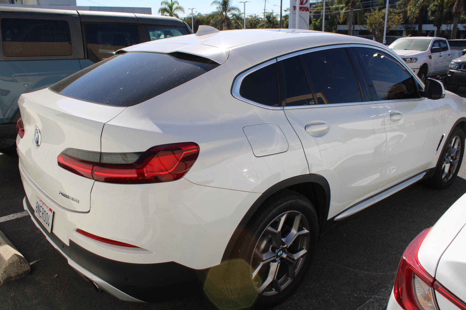 Used 2020 BMW X4 xDrive30i w/ Convenience Package AWD/4WD image 7