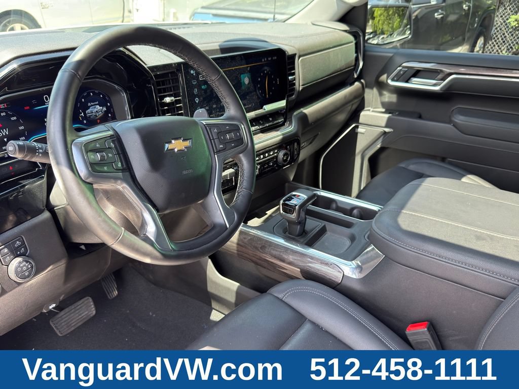 Used 2025 Chevrolet Silverado 1500 LTZ w/ Technology Package AWD/4WD image 9