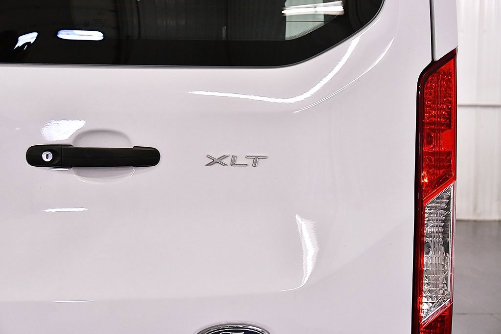 Used 2023 Ford Transit 350 XLT image 11