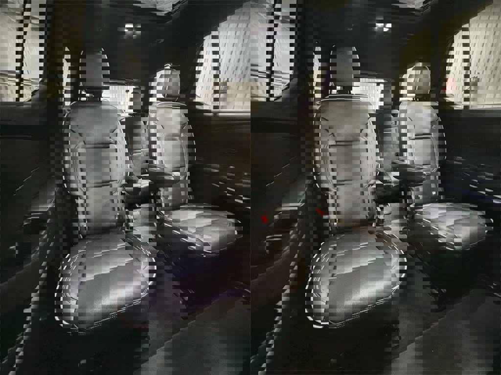 Used 2023 Chevrolet Traverse Premier w/ Redline Edition image 36