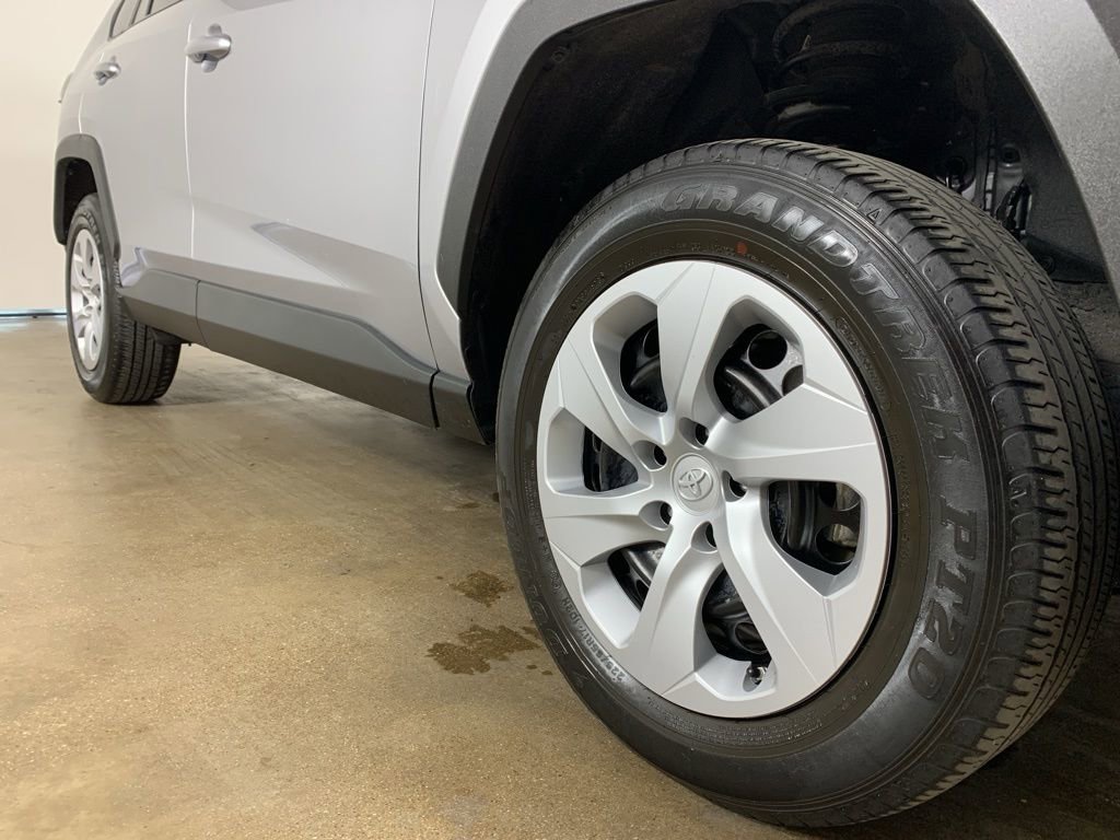 Used 2024 Toyota RAV4 LE image 6