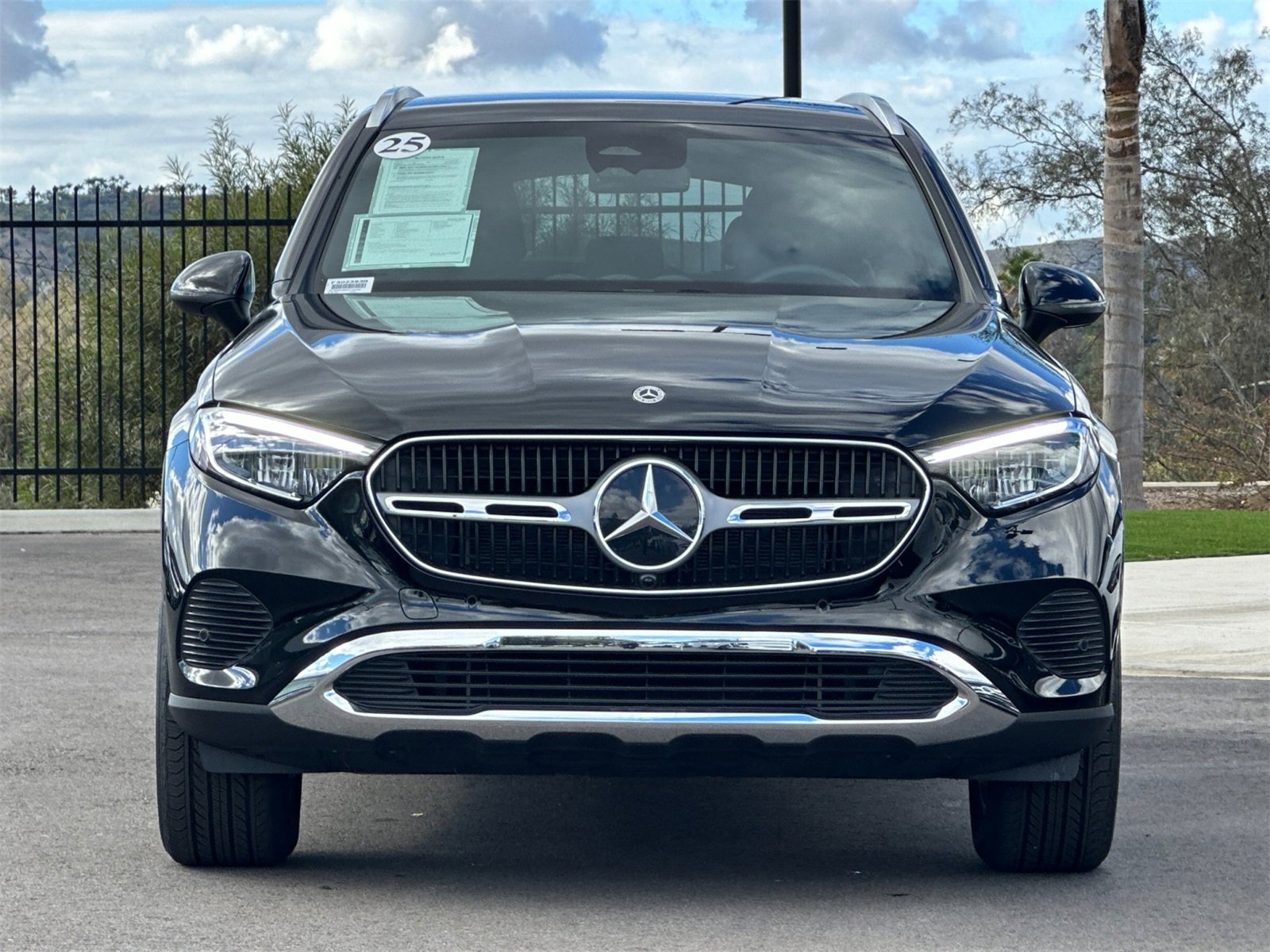 Certified 2025 Mercedes-Benz GLC 300 image 9