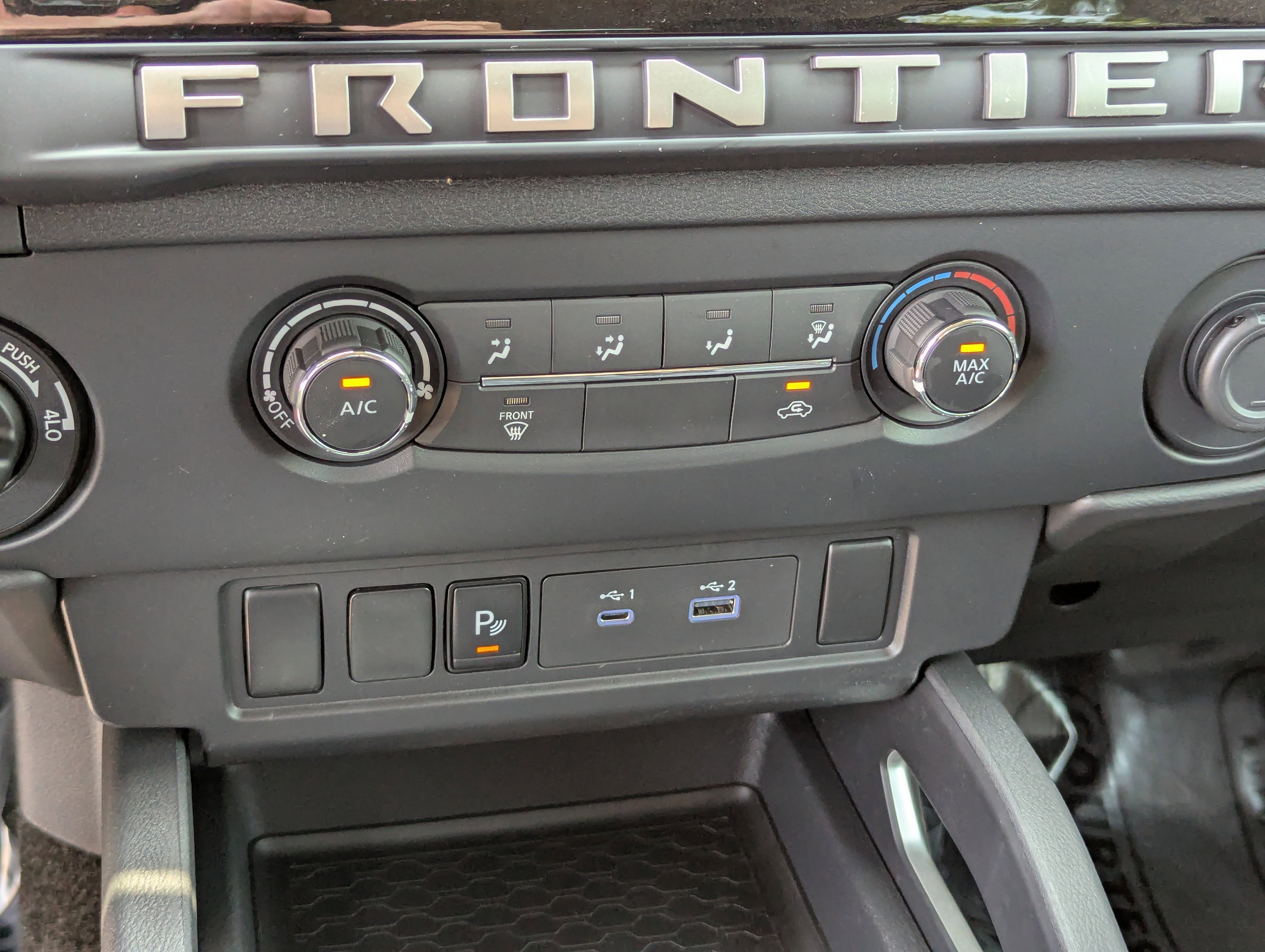 New 2026 Nissan Frontier SV w/ Tow Package AWD/4WD image 24